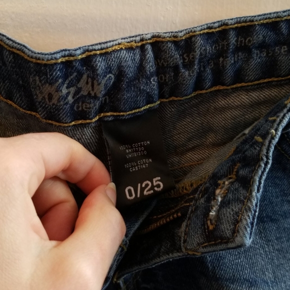 Mossimo Booty Shorts - Picture 3 of 3